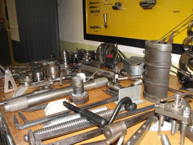 Strojní mechanik, praktická ZZ